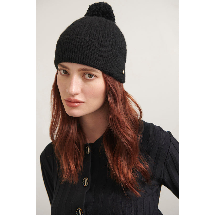 Moss Cashmere Beanie in Black - Helen Kaminski AU