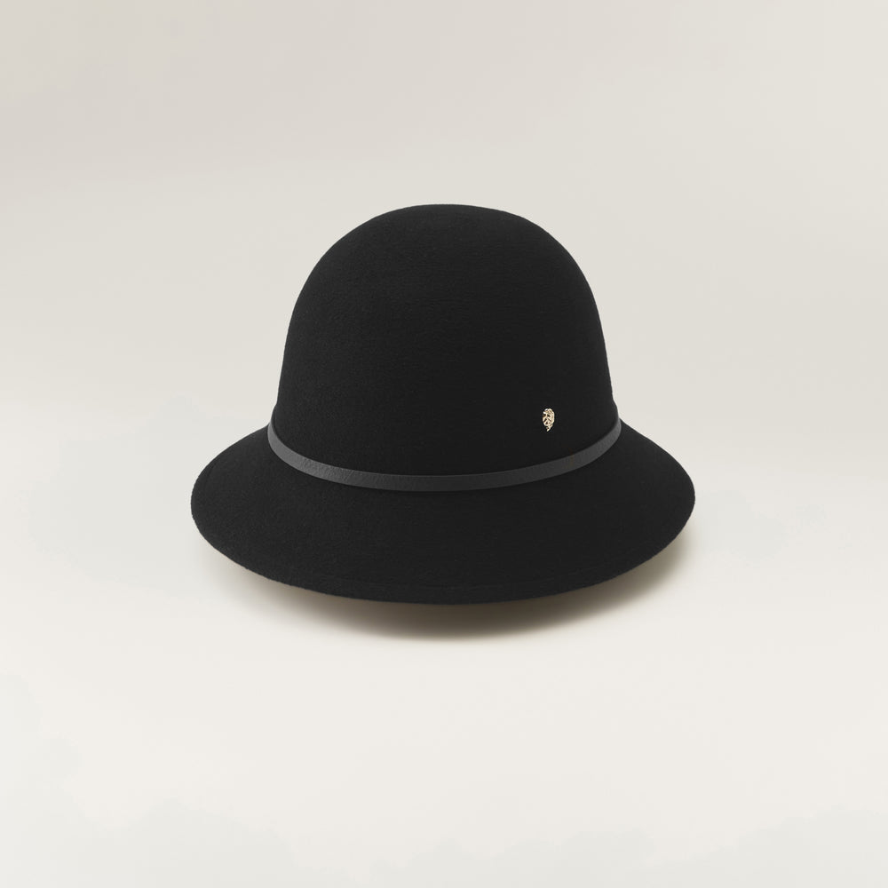 Alto 6 Classic Cloche Hat in Black Helen Kaminski AU