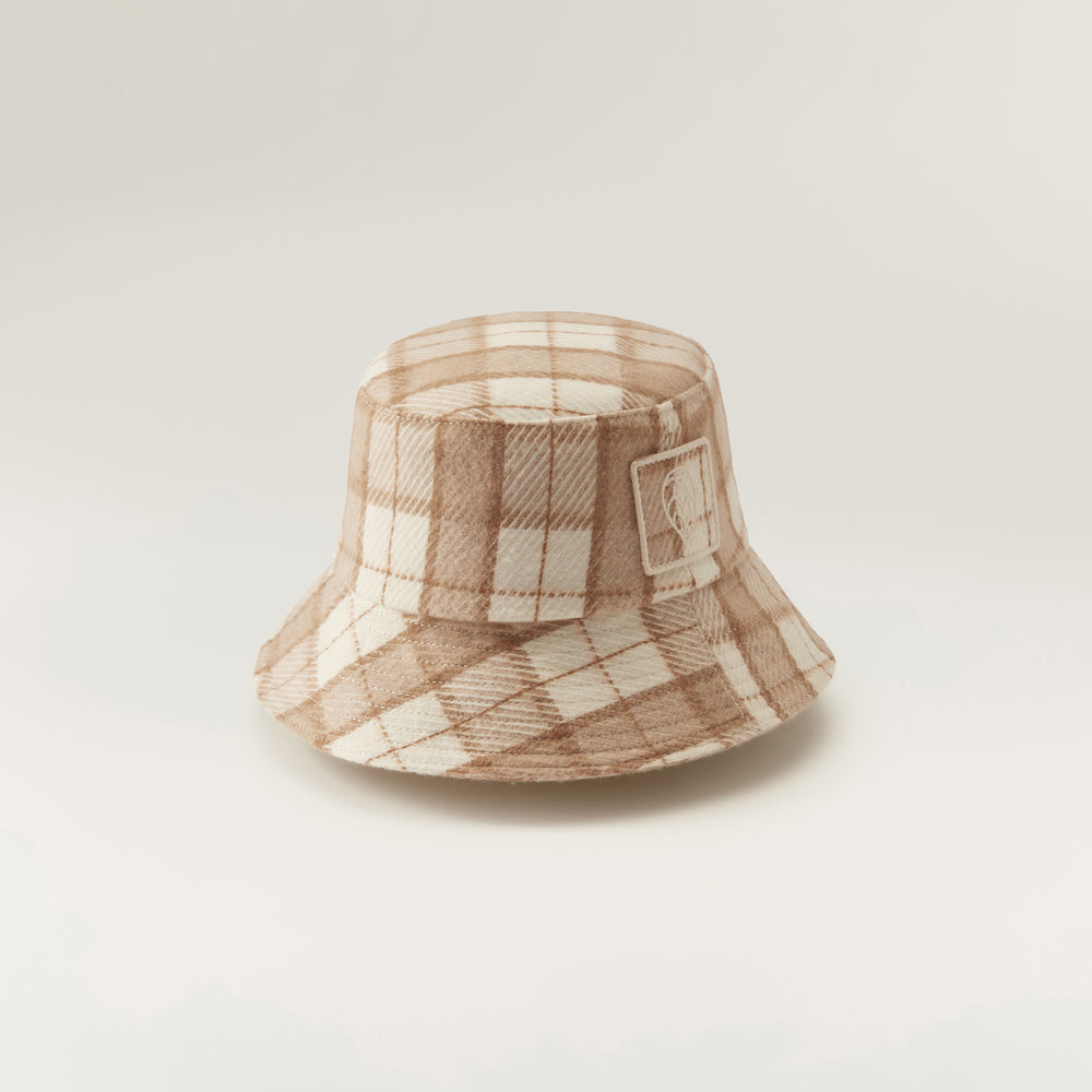 Burberry bucket good hat Med